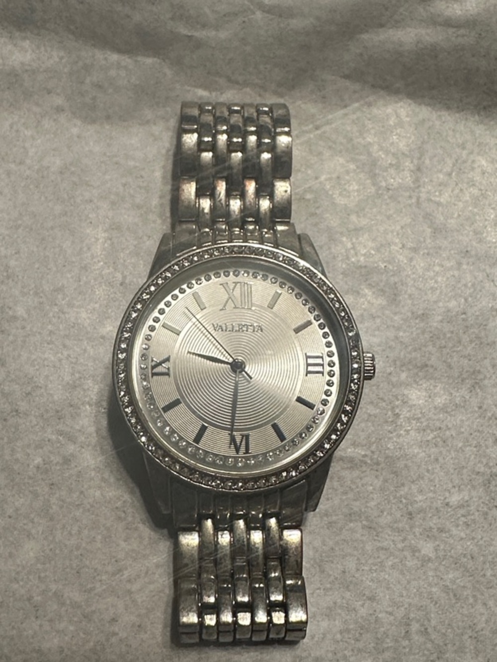 Valletta Silver-Tone Crystal Bezel Analog Watch | Roman Numerals | Quartz